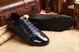 经典与时尚的交融——2015古奇专柜款男士休闲皮鞋